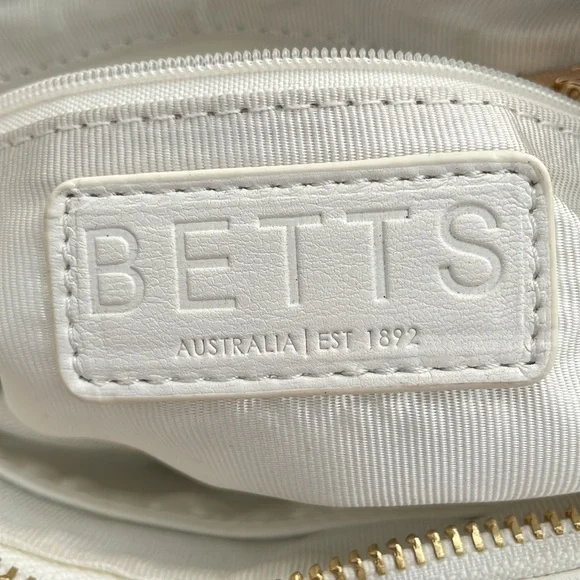 BETTS White HandBag - Picture 6 of 6